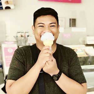 Meet your Posher, Tristan john